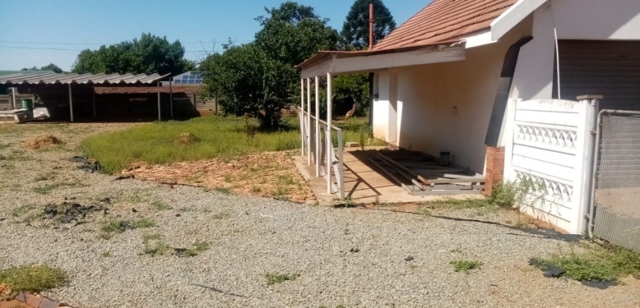 4 Bedroom Property for Sale in Wilkoppies North West